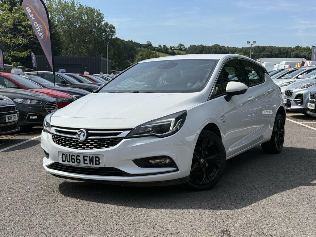 Vauxhall Astra 1.4 I Turbo Sri Nav Ulez DU66EWB White #2