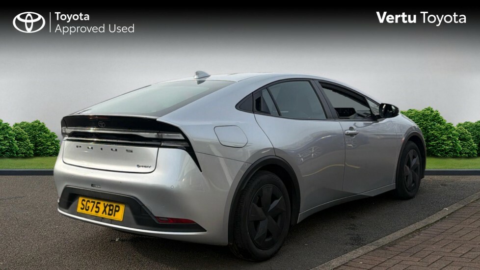 Toyota Prius Design SG75XBP Silver #2