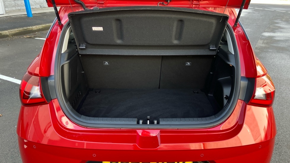 Hyundai I20 Premium Red #4