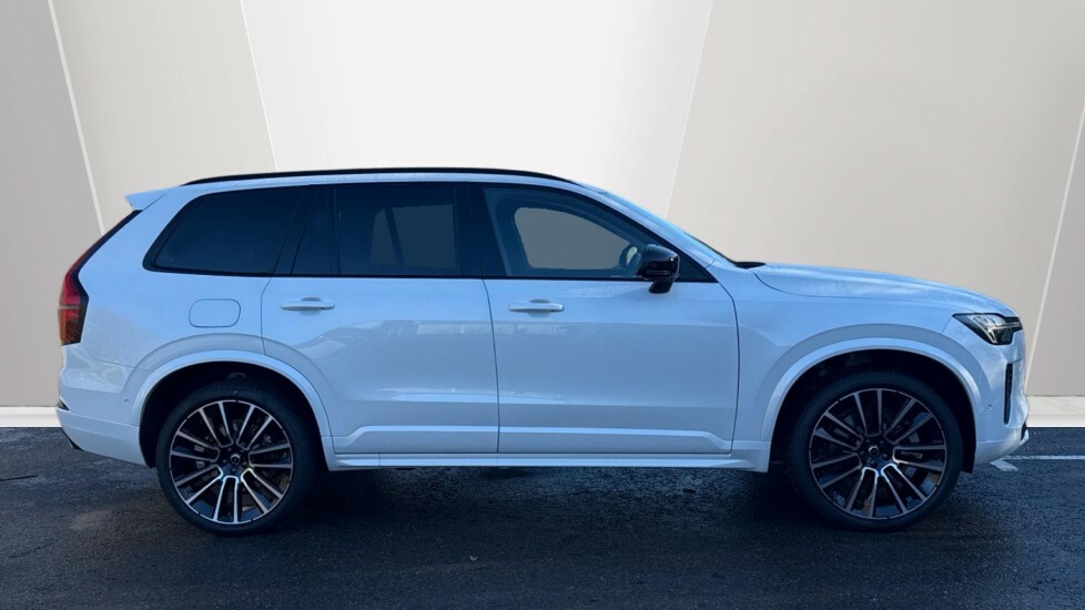 Volvo XC90 Ultra White #3