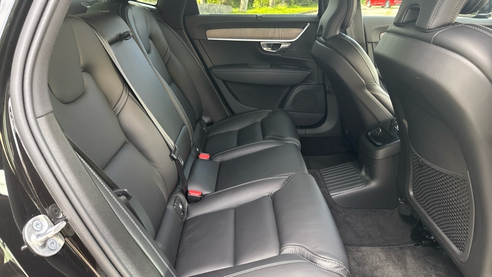 Volvo S90 Inscription Black #6