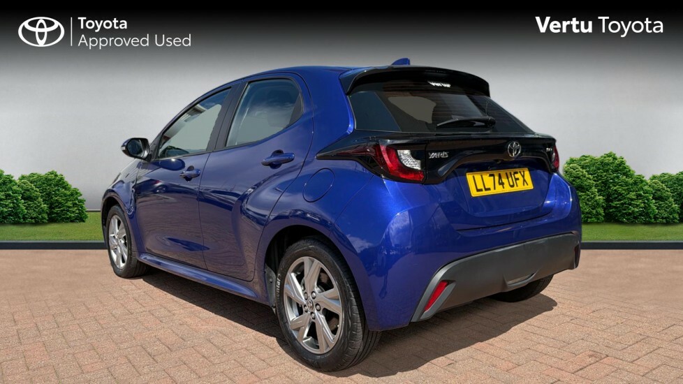 Toyota Yaris Icon Blue #4