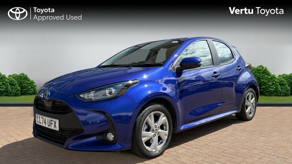 Toyota Yaris Icon Blue #3