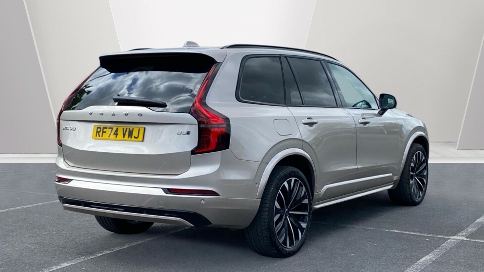 Volvo XC90 Ultra Gold #2