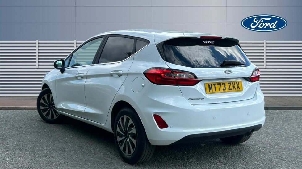 Ford Fiesta Titanium White #2