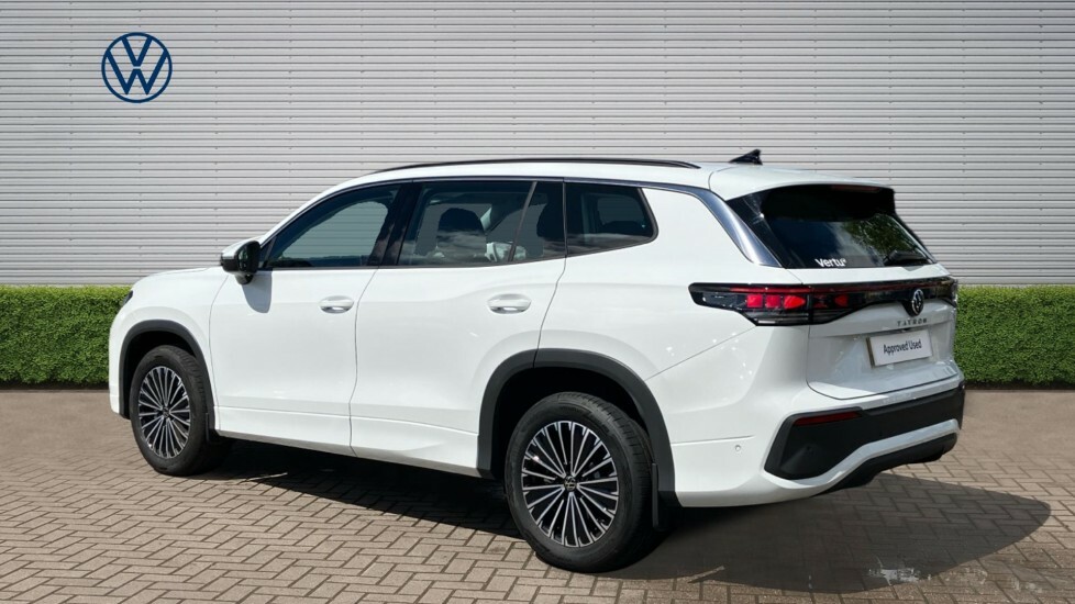 Volkswagen Tayron Life White #3