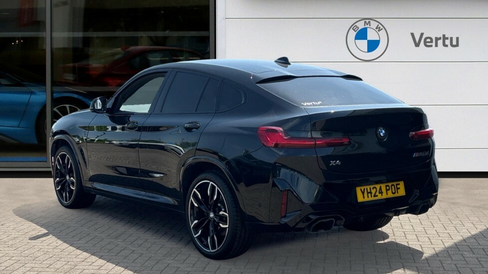 BMW X4 M M Sport Black #2