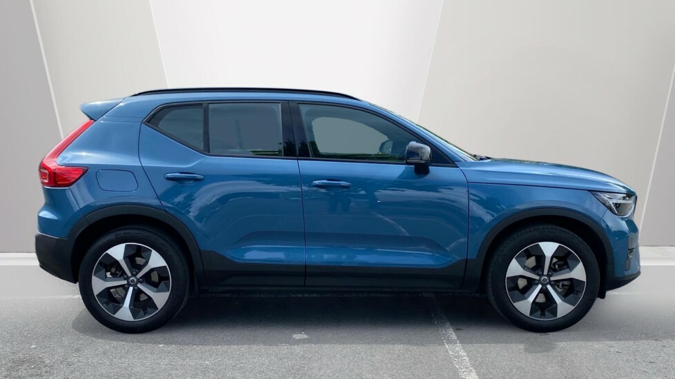 Volvo XC40 Plus WF25GXS Blue #3