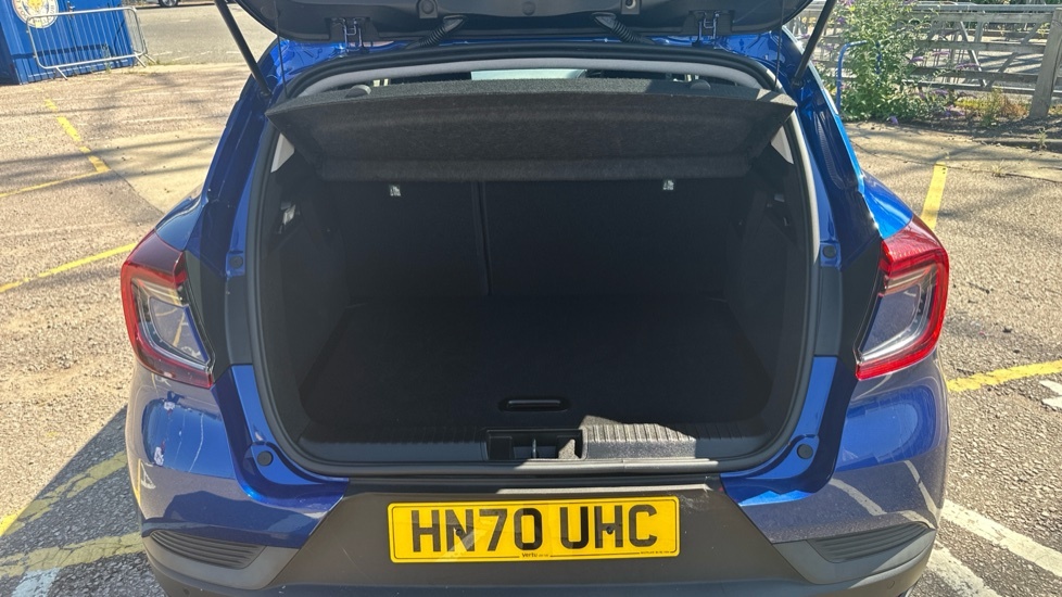 Renault Captur Iconic Black #4
