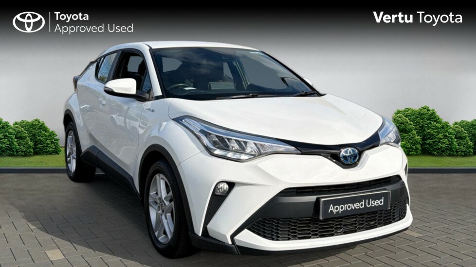 Toyota C-Hr Icon White