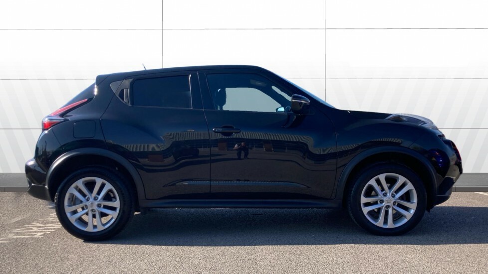 Nissan Juke N-connecta Black #5