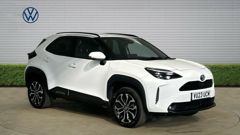 Toyota Yaris Cross Design White