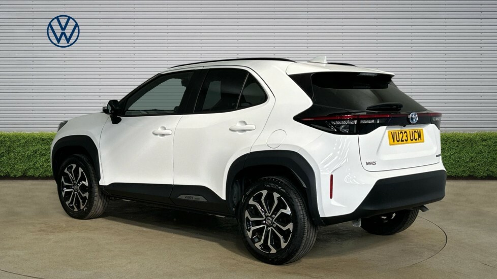 Toyota Yaris Cross Design White #3