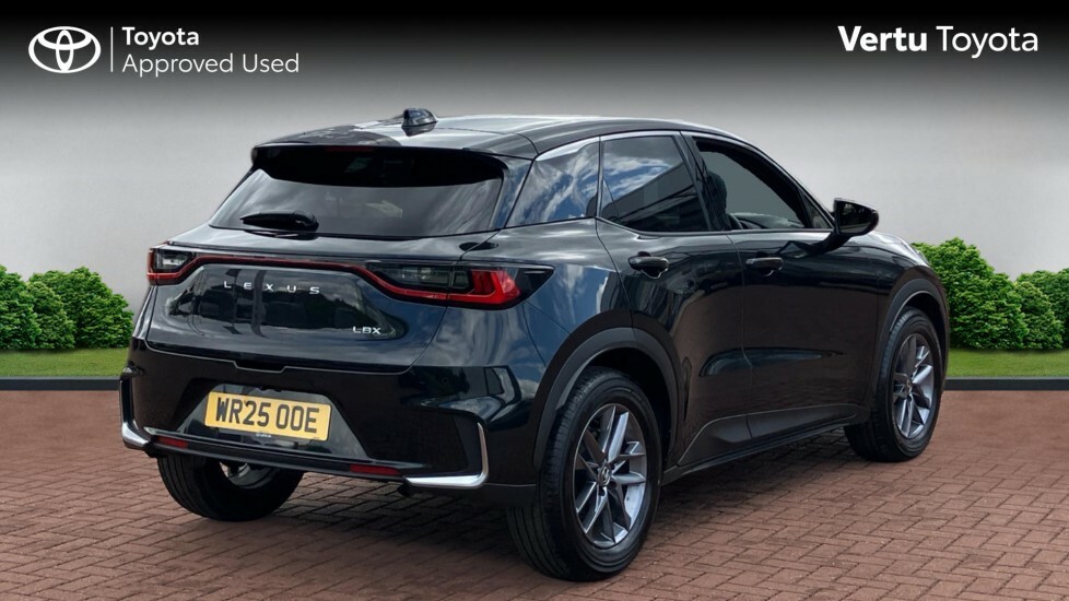 Lexus LBX Premium WR25OOE Black #2