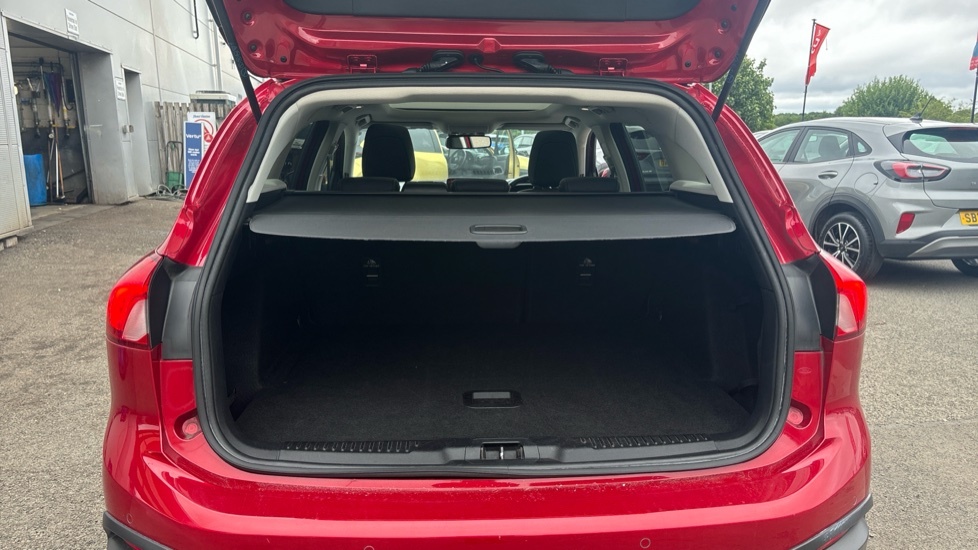 Ford Focus Active X EJ20CWZ Red #4