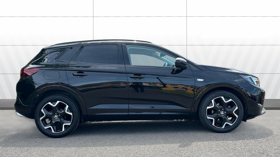 Vauxhall Grandland Ultimate Black #5