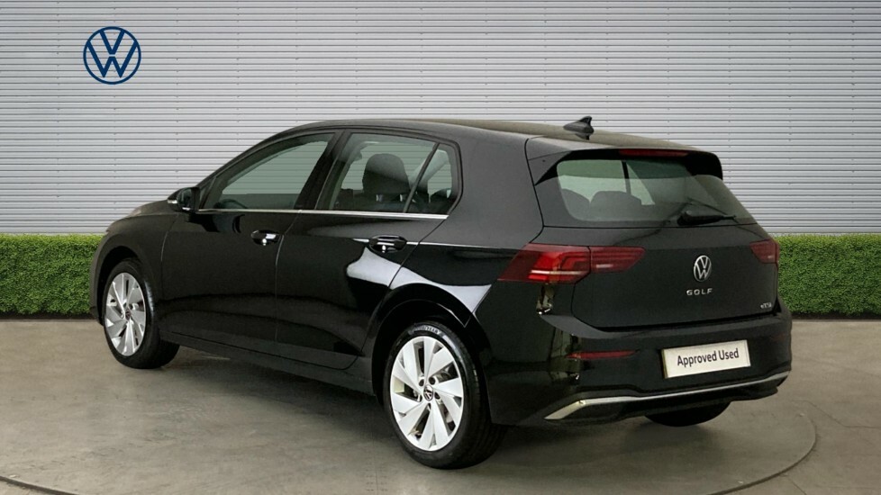 Volkswagen Golf Style Black #3