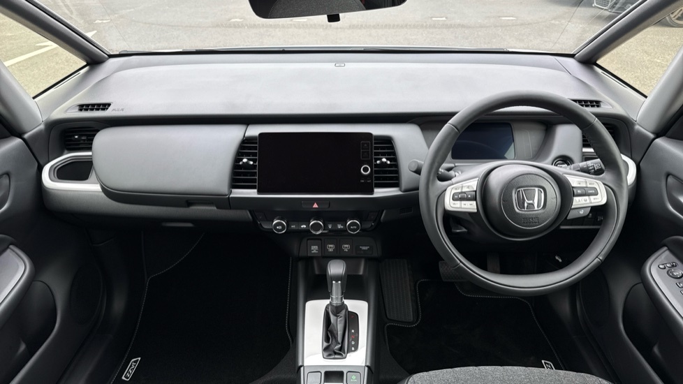 Honda Jazz Advance White #4