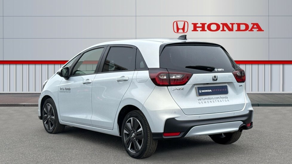Honda Jazz Advance White #3