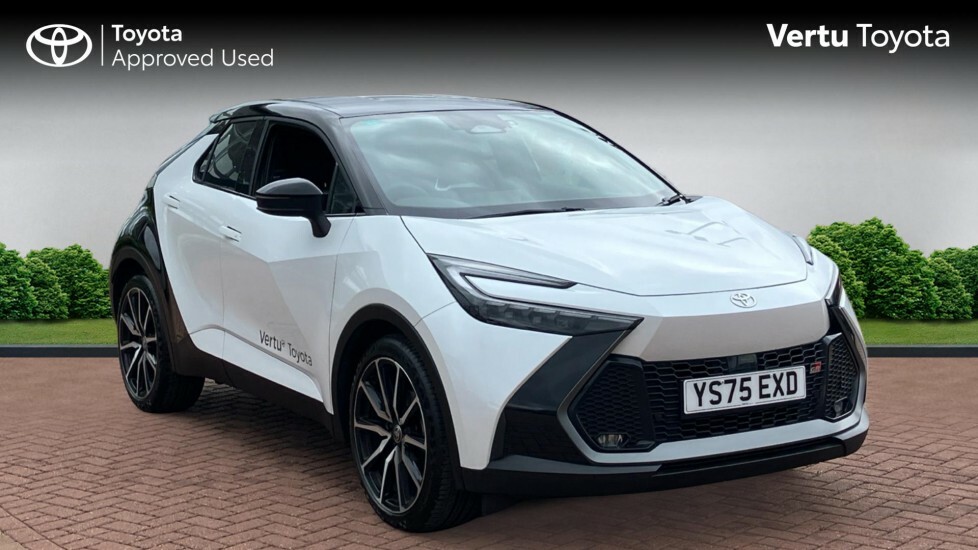 Toyota C-Hr Gr Sport White