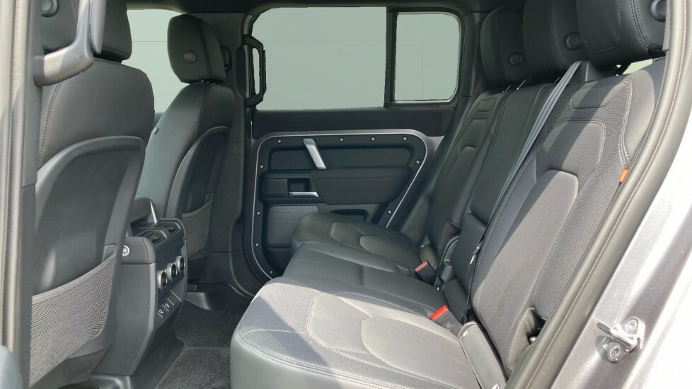 Land Rover Defender 110 X-dynamic S YL22OVX Grey #4