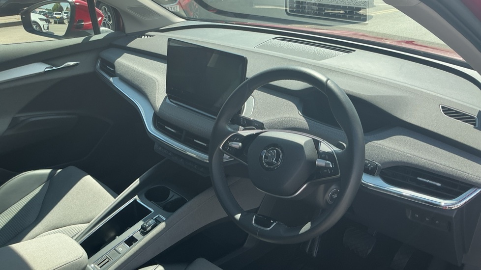 Skoda ENYAQ Edition Red #6