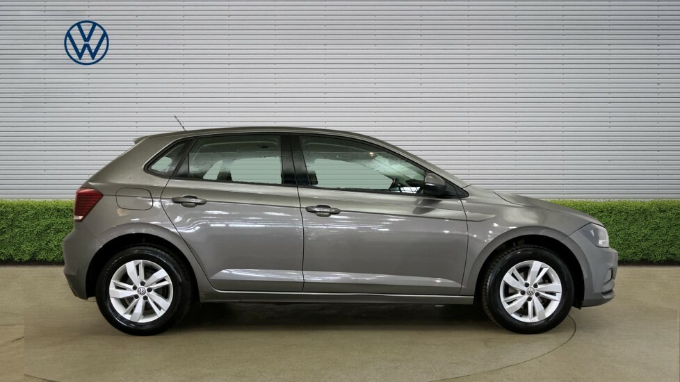 Volkswagen Polo Se Grey #4