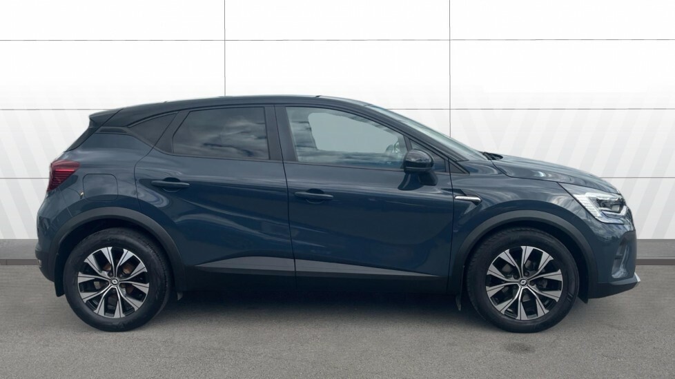 Renault Captur Limited Black #5