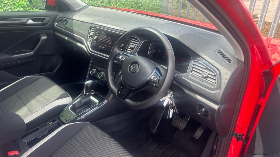 Volkswagen T-Roc Sel Red #6