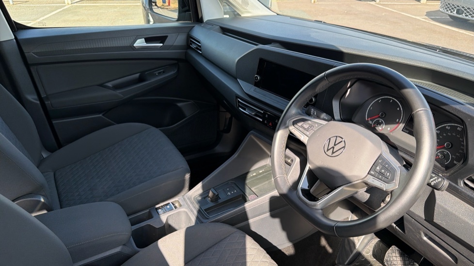Volkswagen Caddy Life Life Black #6