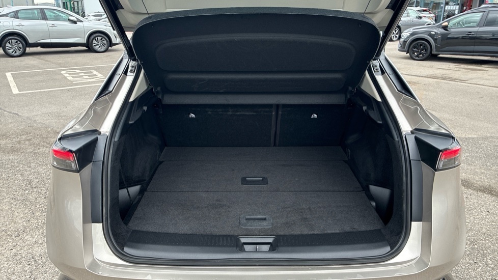 Nissan Ariya Advance Silver #4
