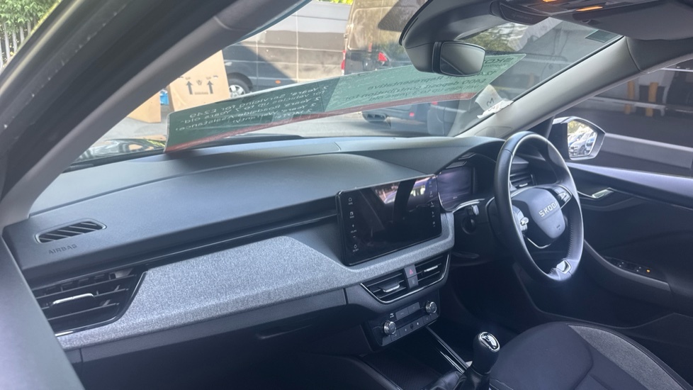 Skoda Kamiq Se Edition YG25KYR Black #2
