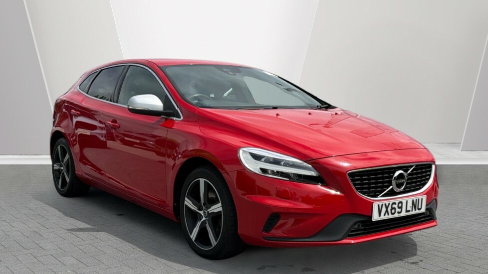 Volvo V40 R Design Edition Red