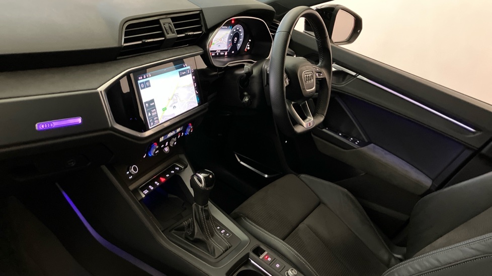 Audi Q3 Vorsprung VE21EPV Black #2