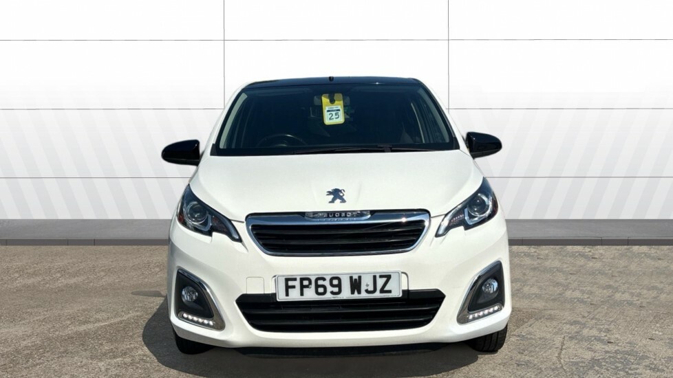 Peugeot 108 Allure FP69WJZ White #3