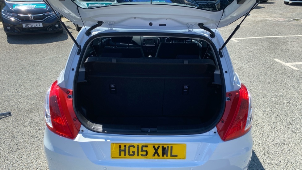 Suzuki Swift Sz4 White #4