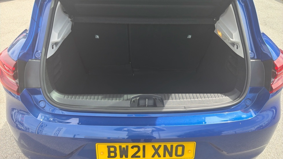 Renault Clio Iconic Blue #4