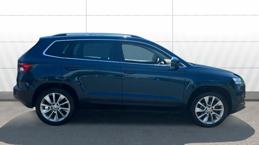 Skoda Karoq Se L Blue #5