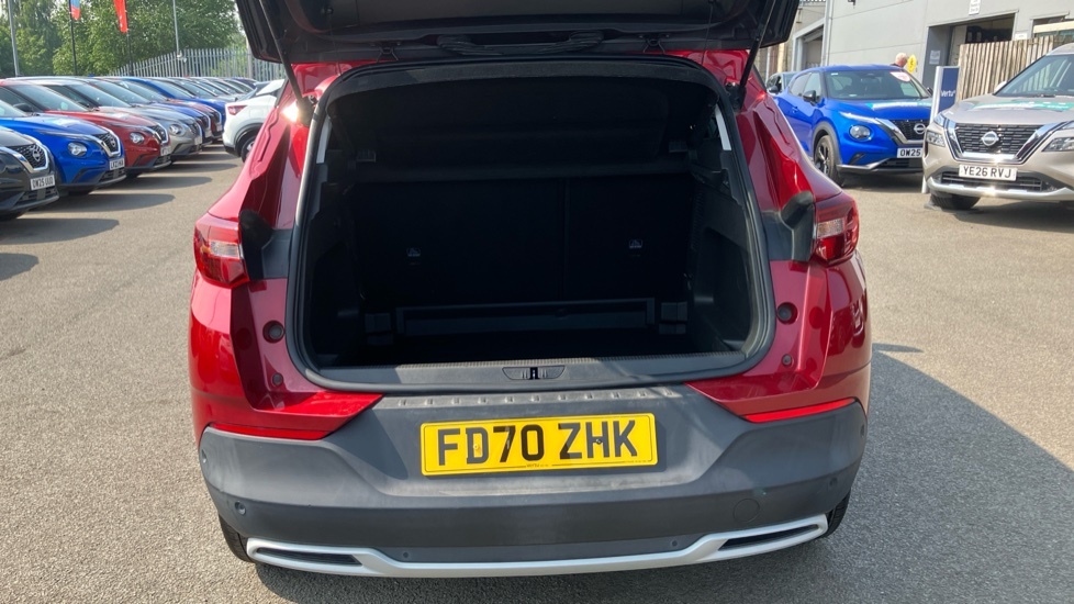 Vauxhall Grandland X Se Premium FD70ZHK Red #4