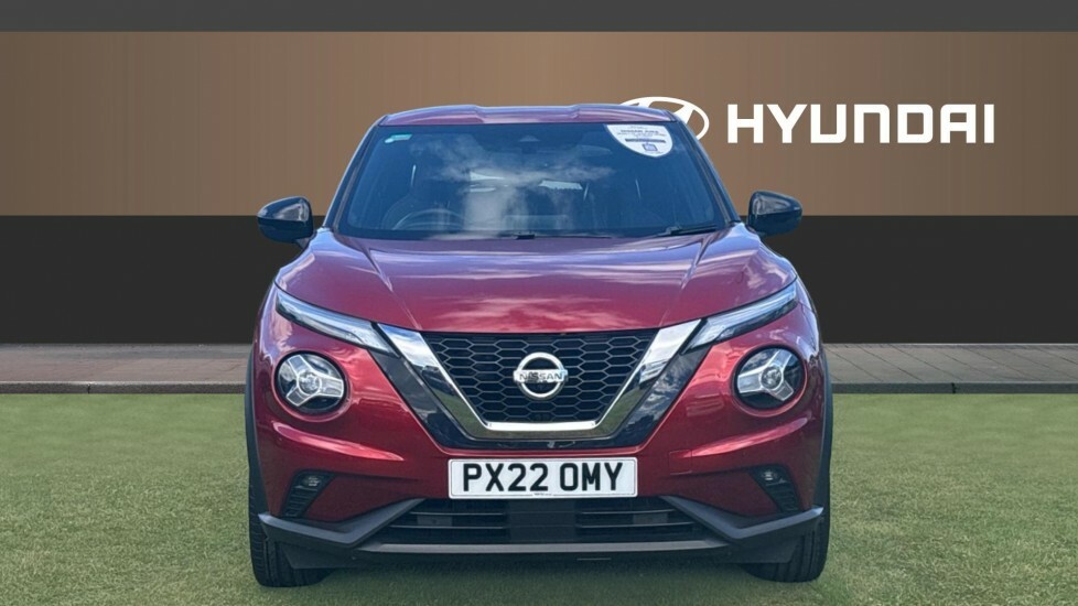 Nissan Juke Tekna Red #3