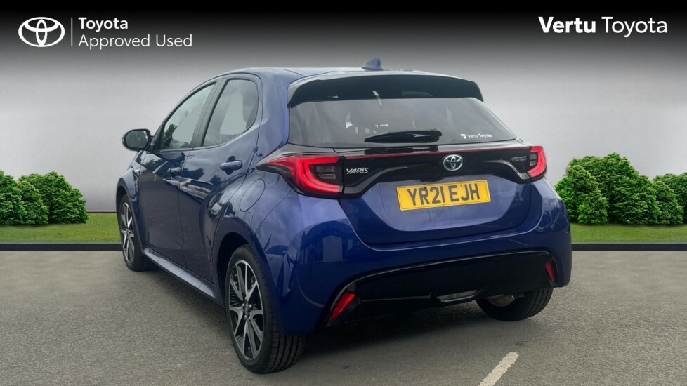 Toyota Yaris Dynamic Blue #4
