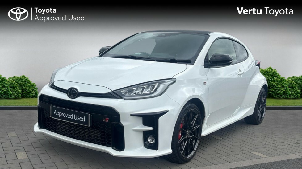 Toyota Yaris Hatchback NU71TXG White #3