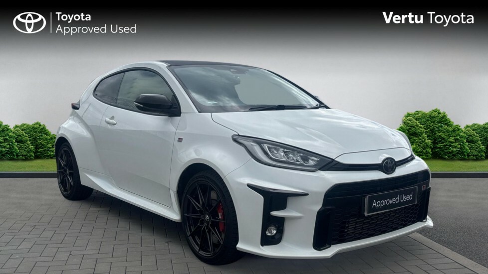 Toyota Yaris Hatchback White