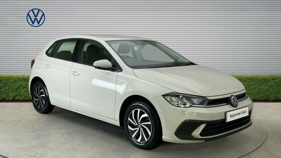 Volkswagen Polo Life Grey