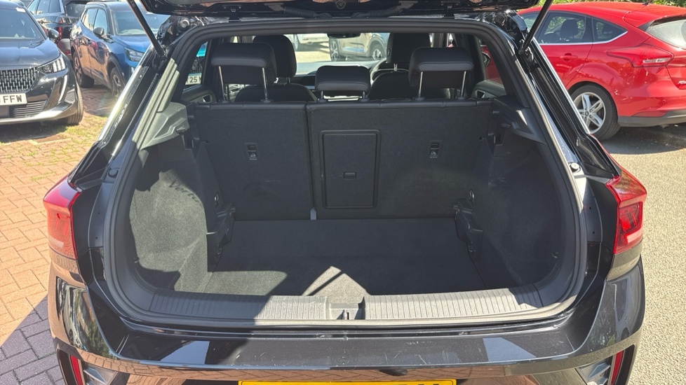 Volkswagen T-Roc R-line NC23XRN Black #4