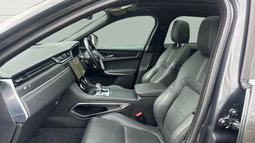 Jaguar F-Pace R-dynamic Hse KW22FHE Grey #3