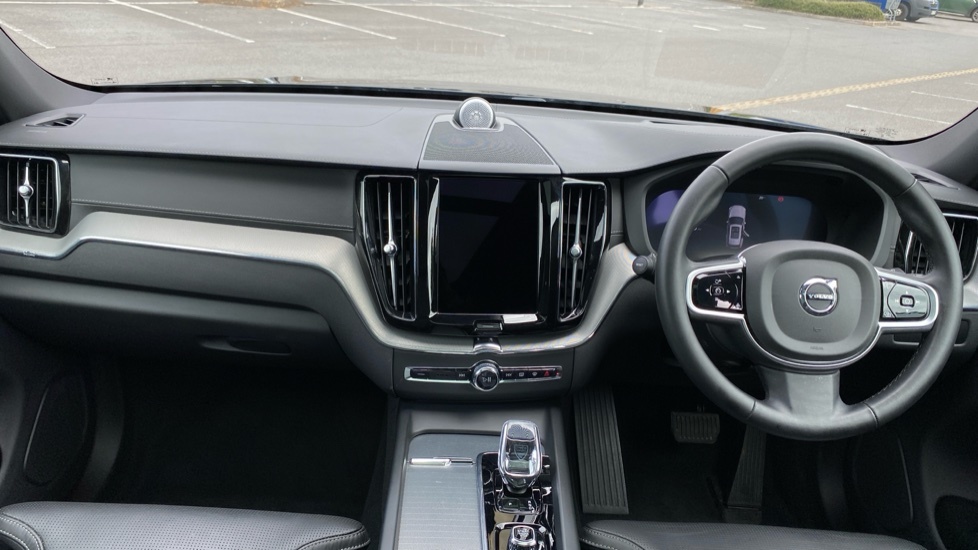 Volvo XC60 Ultra Black Edition RV25ZNL Black #5