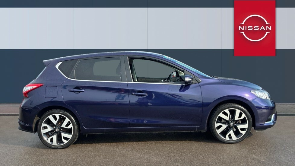 Nissan Pulsar Tekna Blue #5