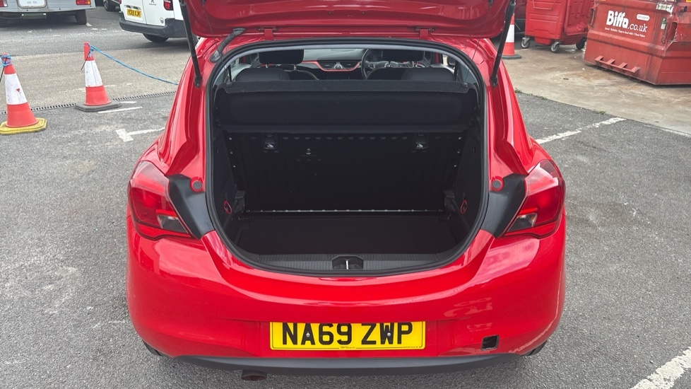 Vauxhall Corsa Griffin Red #4