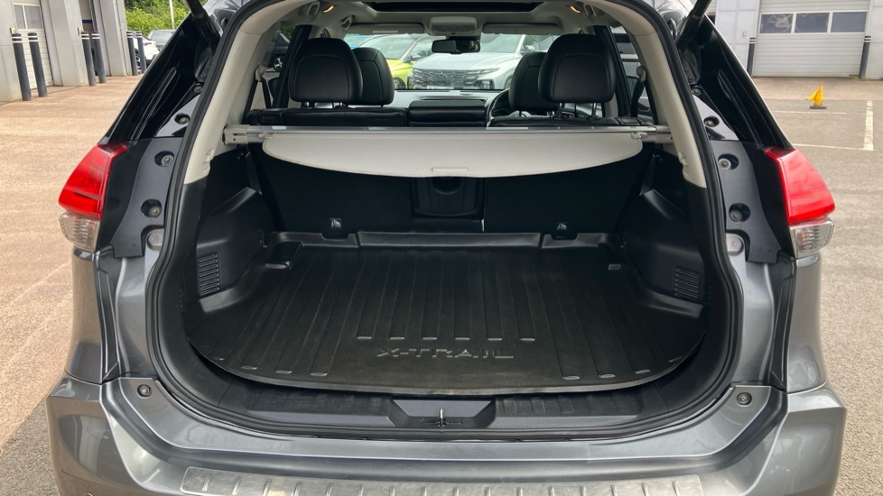 Nissan X-Trail Tekna Grey #4